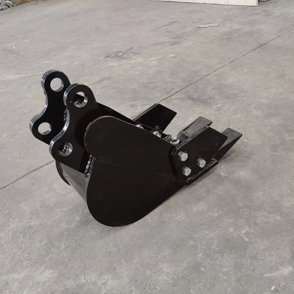 2 Ton New Mini Excavator, EPA certified USA KUBOTA Diesel Engine , Attachments