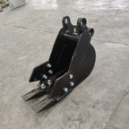 2 Ton New Mini Excavator, EPA certified USA KUBOTA Diesel Engine , Attachments