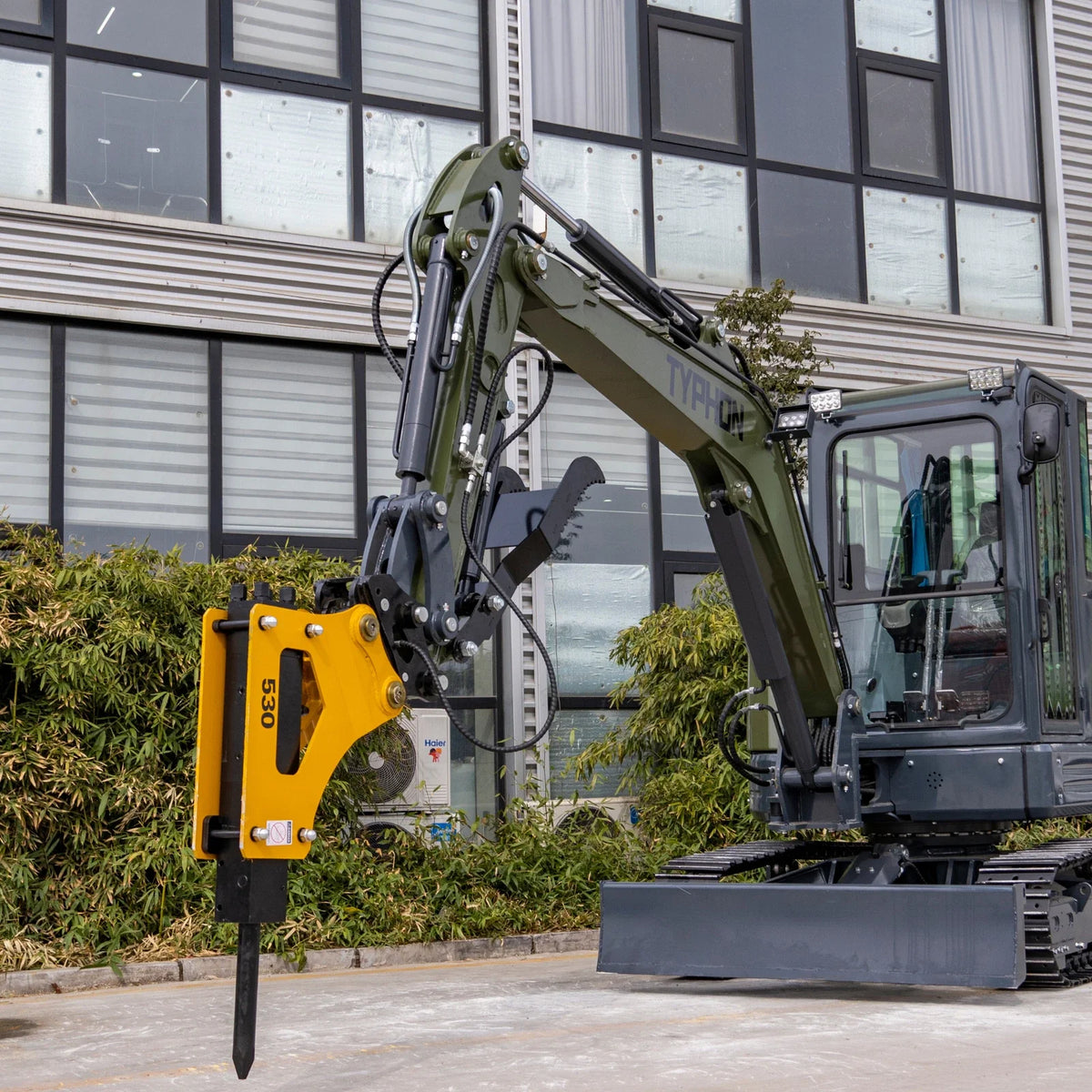 Hydraulic Breaker Hammer for TYPHON KUVUO 4.0 Mini Excavator | Concrete Rock
