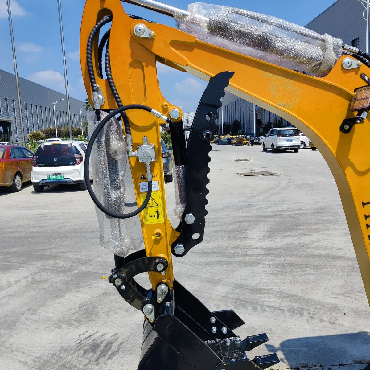 2026 TYPHON TERROR XVIII Prestige 2 Ton Aircon Cabin Mini Excavator Digger EPA