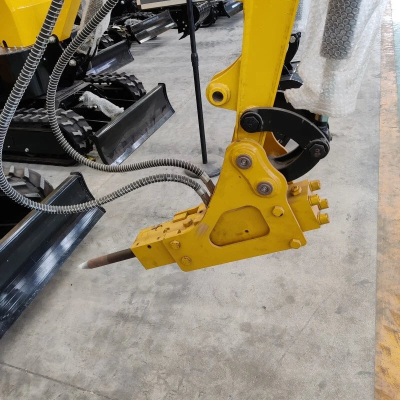 2 Ton New Mini Excavator, EPA certified USA KUBOTA Diesel Engine , Attachments